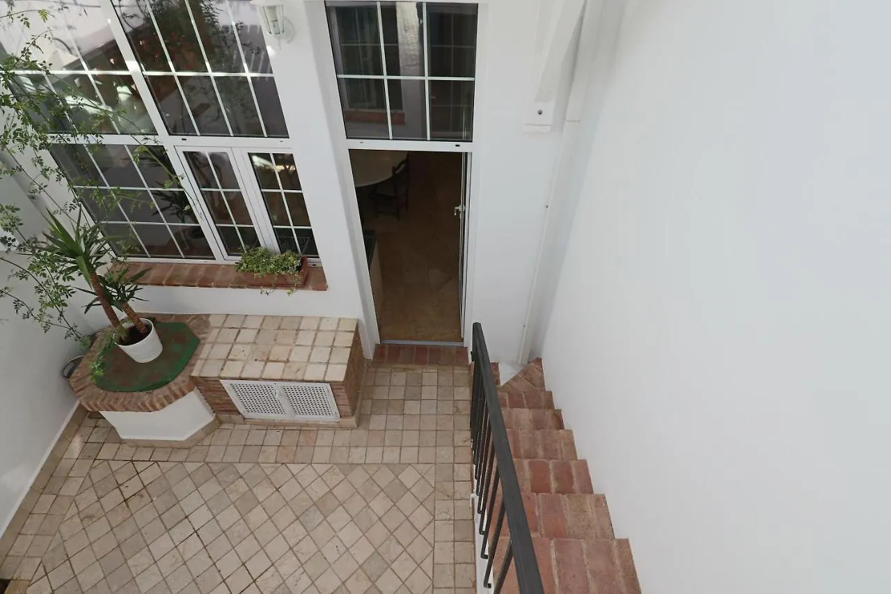 קרטאיה Apartamentos Castillo 15 ספרד